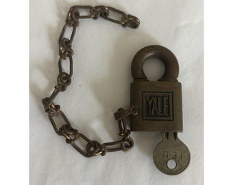 Antique Yale & Towne Mfg. Brass Padlock Pad Lock Chain Yale Key Works! Small