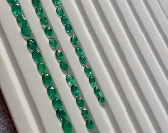 Zambian Emerald : 16.20 Carat Vivid Green Rough Stones (43 Piece) jewllery making A+