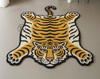 Handgetufteter tibetischer Tigerteppich | Neuseeländischer Wollteppich in Tierform