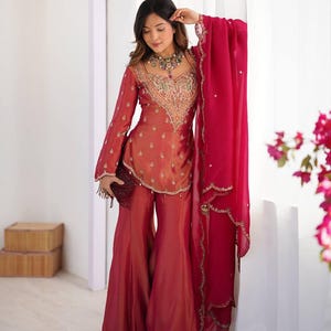 bustle for a line wedding dress Vintage Scoop Neckline Lace Wedding Dresses Bustle Style Bridal Gowns main image 1