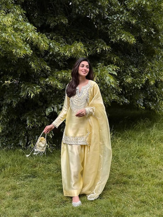 Pakistani Yellow Crepe Silk Embroidered Farshi Shalwar Kameez 3 pc Readymade Indian Dresses with Dupatta