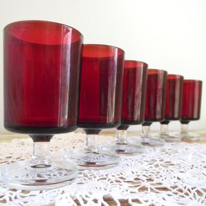 Red Luminarc Aperitif Glasses , Set of 6 Vintage Ruby Glasses by Verrerie D'Arques France , Red French Stemware Holiday Table Decor image 6