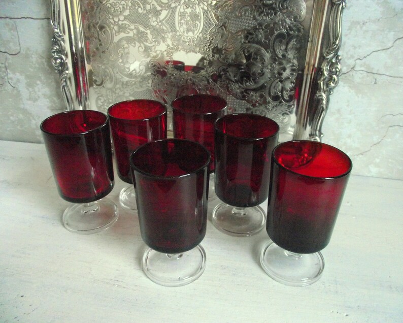 Red Luminarc Aperitif Glasses , Set of 6 Vintage Ruby Glasses by Verrerie D'Arques France , Red French Stemware Holiday Table Decor image 4