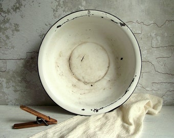 Farmhouse Enamelware Bowl , Vintage White with Black Rim 12 Inch Enamel Wash Basin