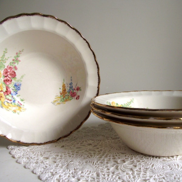 Floral kommen | Soevereine Potters kommen | Set van 4 aardewerk schalen | Floral Hollyhocks | Salade Dessert kommen soep | Cottage Chic