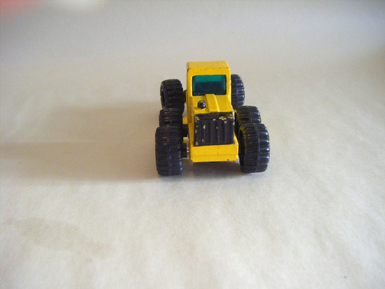 Vintage Tonka Road Grader Truck Yellow Die Cast Collectible Memorabilia Transportation Car Cake Topper Distressed