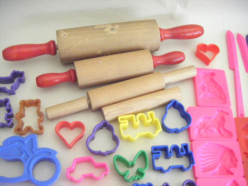 Vintage Playdough Super Play Set Bright Colors Collectible image 6