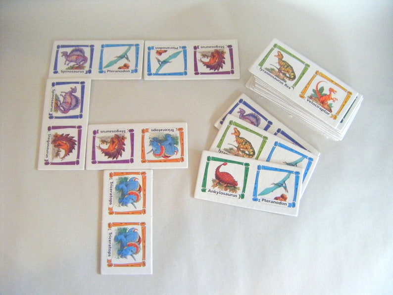 Vintage Dinosaur Dominoes Game Toy Children Play Kids Parenting Education Teacher TableTop