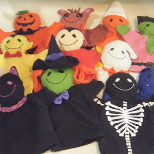 Vintage Halloween Puppets Set of 11  Puppet Show  Make Believe Collectible