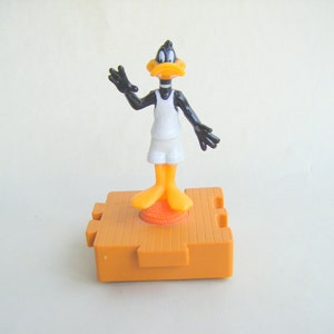 Vintage Daffy Duck Space Jam Basketball Collectible Fast Food Memorabilia McDonalds Warner Bros