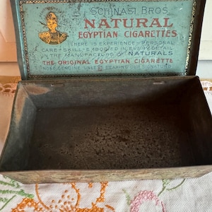 Vintage Schinasi Cigarette Tin