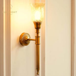Mid Century Antique Brass Corrugated Wall Lamp with Crackled Glass Shade, Vintage Wall Sconces, Bedside Wall Light, Aged Brass Wall Light