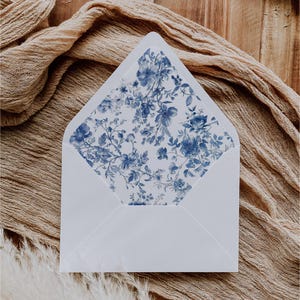 Floral Blue Toile Envelope Liner Template, A7 French Toile de Jouy Wedding Envelope Decoration, Vintage Chinoiserie 5x7 Envelope Liner, EL1