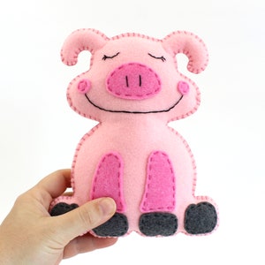 Pig Sewing Pattern, Felt Pig Sewing Pattern, Sew a Stuffed Animal Pig ...