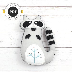 Felt Raccoon Sewing Pattern, Raccoon Plush Softie, Woodland Raccoon Pattern, Raccoon Plushie, Raccoon Stuffie, PDF SVG DFX