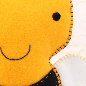 Bumblebee Sewing Pattern: Stuffed Felt Bee Plushie (PDF SVG DFX) - Etsy