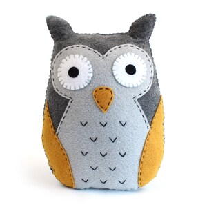 Hand sewing pattern for plush felt owl