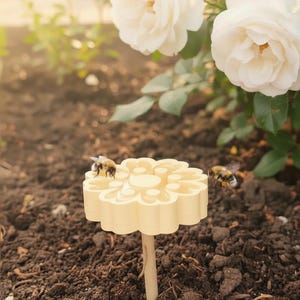Insektentränke Blume Garten, Bienen Tränke, Bee Water Feeder, Insekten Wasserstelle, Garten Deko Sommer, Bienenhilfe, Geschenk Gärtner