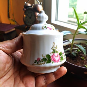 シュガーボウル ヴィンテージ 1950年代 - ロスラウ・ババリア磁器 - コレクターズアイテム、ローズ柄