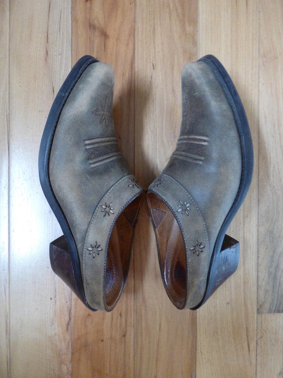 1980S ARIAT CLOGS size 7.5 . Leather Clogs . Cowgi