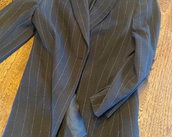 1980s Lord and Taylor Pinstripe Dress and Blazer. A wonderful rare find! In great shape! Womens 8p