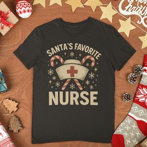 Santa&#39;s Favorite Nurse Christmas T-Shirt | Fun Holiday Gift for Nurses