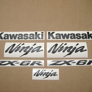 ZX6R / ZX10R Ninja Carbon Decal Kit 17.7 cm – Custom Graphics & Sticker Set in different colors.