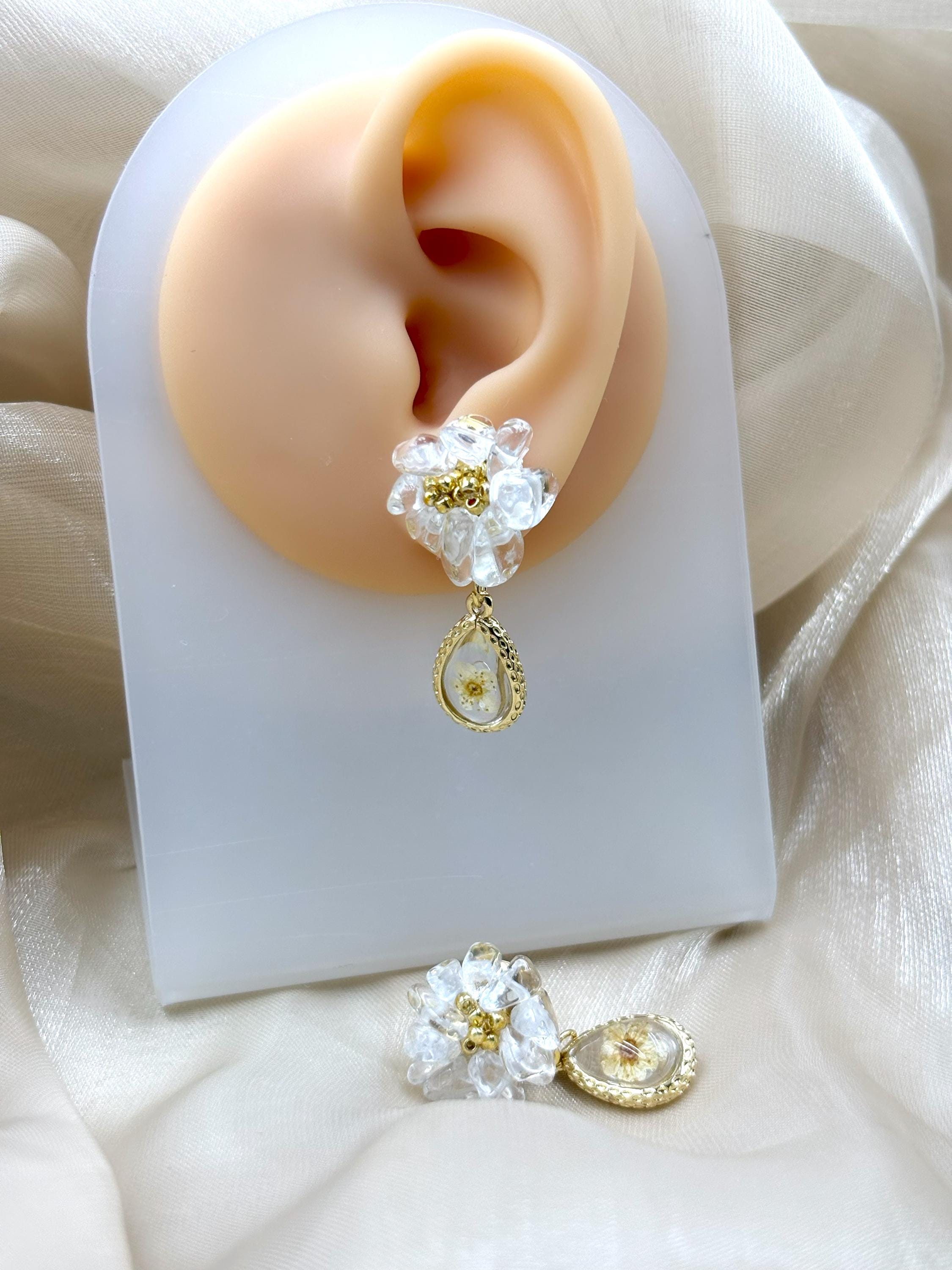 フラワー　レジン　ドロップ　イヤリング　ハンドメイド ハンドメイドフラワードロップイヤリング｜ドライフラワーレジン、18K