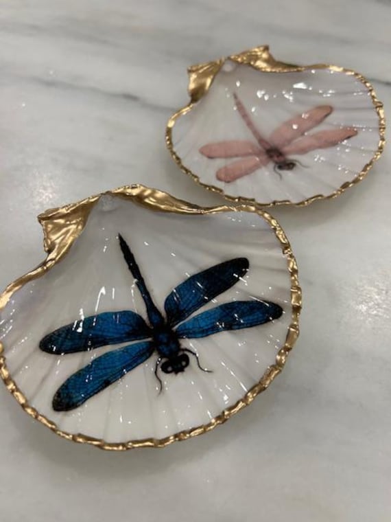 Dragonfly Scallop Shell – Coastal Decor  – Beach House Accent - Dragonfly Jewelry Dish - Pink/Blue Gift - Ring Dish