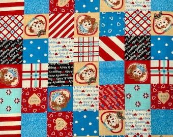 VINTAGE Raggedy Ann and Andy Patchwork - BTHY: 18" x 44"