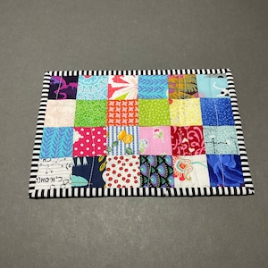 Modern Patchwork Mug Rug, Quilted Snack Mat, Candle Mat