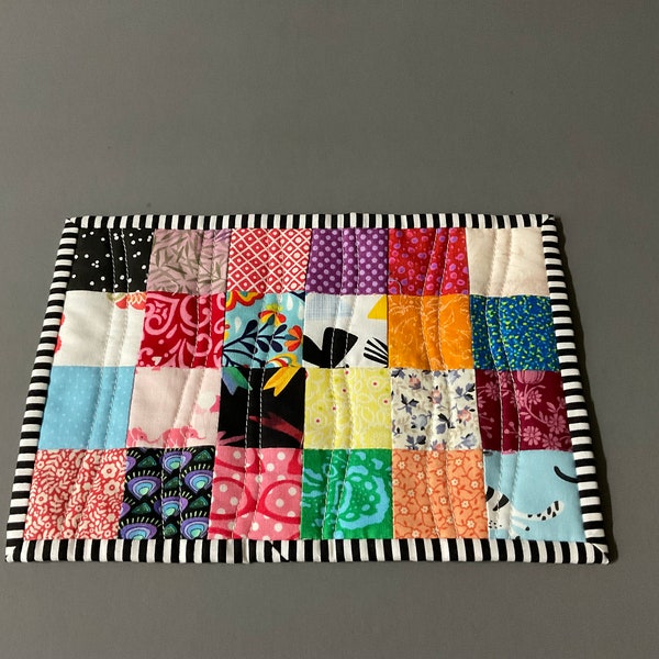 Modern Patchwork Mug Rug, Quilted Snack Mat, Fabric Candle Mat