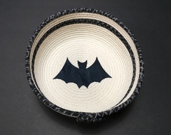 Halloween Rope Bowl, Black Bat Applique Basket