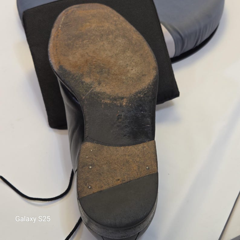 Zapatos de vestir Oxford de cuero negro con puntera reforzada, estilo italiano de lujo, para hombre, talla 10W (ancho), ideales para negocios, bodas y oficina. imagen 13