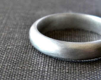 Men&#39;s Wedding Band, Matte 4mm Half Round Unisex Recycled Argentium Sterling Silver Ring Men&#39;s Ring - Made in Your Size
