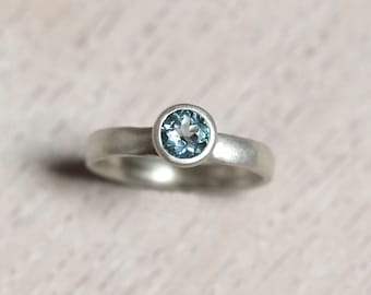 Sky Blue Topaz Ring, 5mm Faceted Gemstone Solitaire Ring Dark Aquamarine Blue Sterling Silver December Birthstone Jewelry - Size 6.5