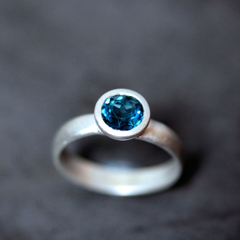 Round London Blue Topaz Ring, December Birthstone Ring Brushed in Sterling Silver image 3