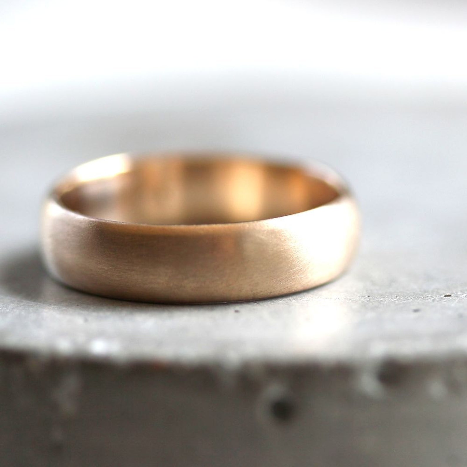 Gold Men's Wedding Band Brushed Men's Or Women's C6C