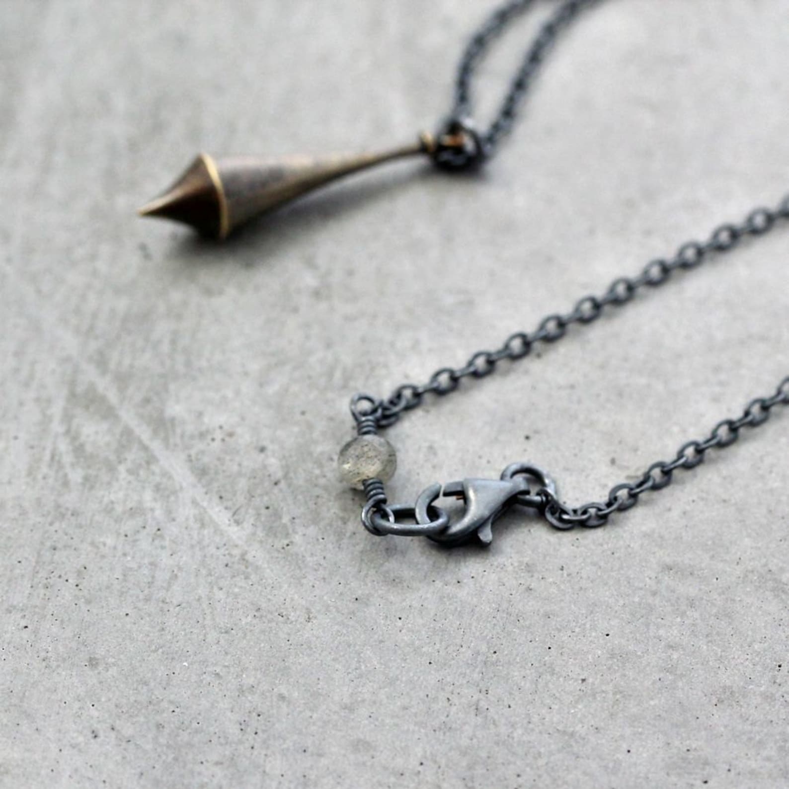 Men's pendulum necklace Clearance