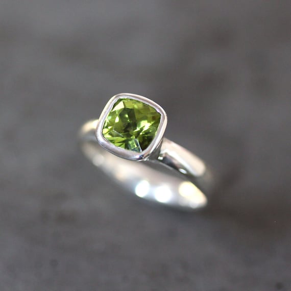 Green Stone Ring Peridot Silver Ring Cabochon Designer Silver Ring Wedding Jewelry Handmade Ring August Birthstone Solid Silver Ring