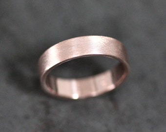 Hombres rosa oro alianza de la boda, unisex 5mm ancho cepillado texturizado plano 10k reciclado oro rosa anillo de boda novios simple rústico chicos banda