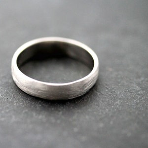 Men's Wedding Band, 4.5mm Low Dome 14k Recycled Hand Carved Palladium White Gold Wedding Ring Made in Your Size image 2