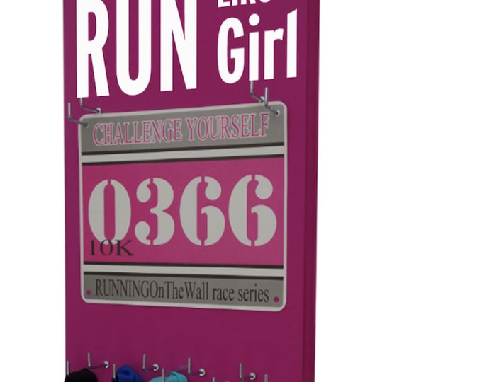 Race Bibs Hanger: run like a girl