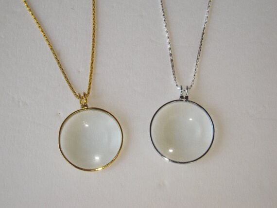 5X Pendant Magnifier w/35" Chain---Choice of Gold or Silver Color