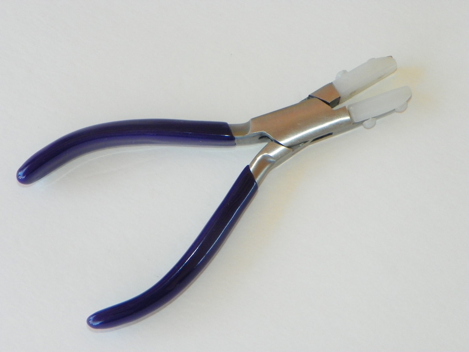 5 1/2 Inch Nylon Flat Jaw Pliers with Replacement Jaws: Wire Jewelry, Wire  Wrap Tutorials