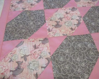 parte superior de colcha sin terminar, parte superior de colcha para bebé, parte superior de colcha para guardería con luna, parte superior de colcha con estrella inclinada, parte superior de colcha lista para acolchar, parte superior de colcha de retazos