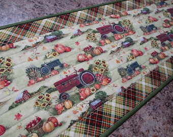 quilted table runner fall table runner pumpkin table runner farmhouse table runner country table runner Thanksgiving table runner