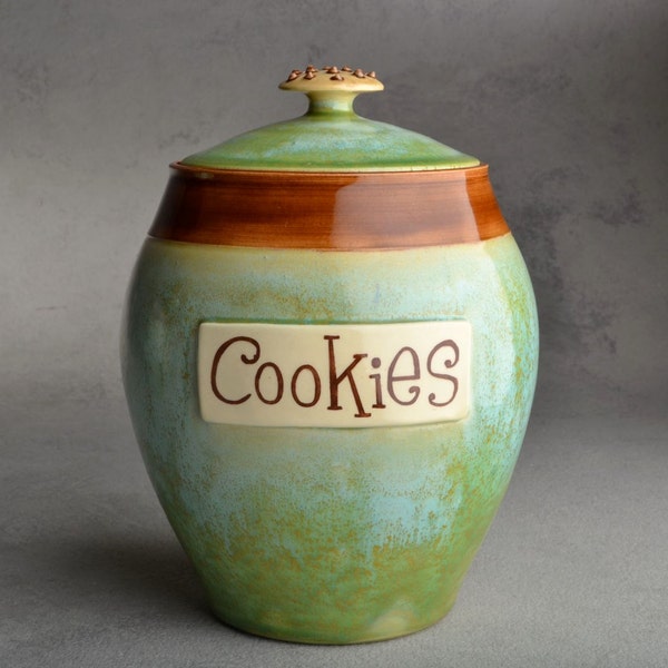 Cookie Jar Made To Order Patina &Brown Cookie Jar door Symmetrical Pottery