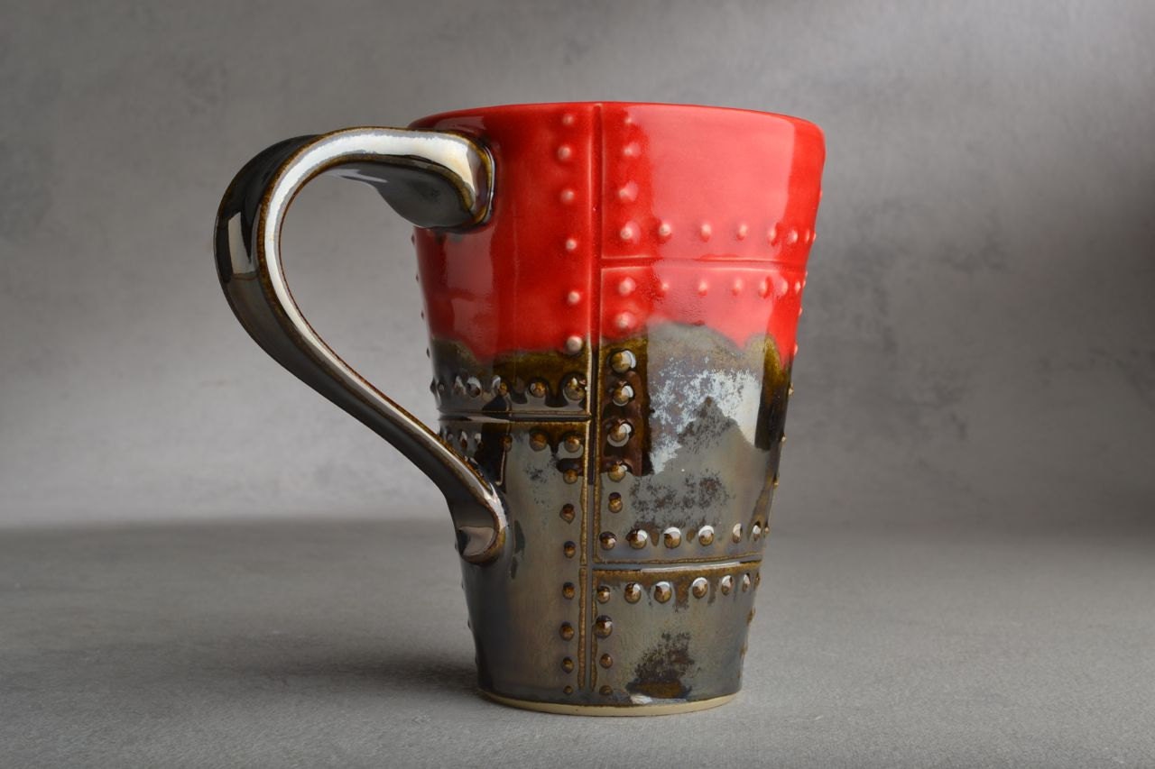 Mug en Tôle Fait Commande Rouge et Feuille Métal Chrome Tasse Grès Par Poterie Symétrique