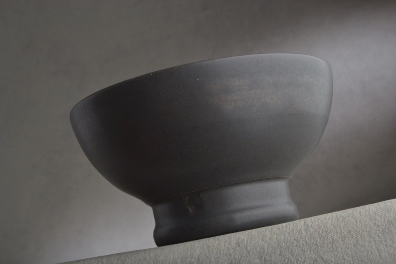 Symmetrical Pottery Shaving Bowl - Thumbnail 5